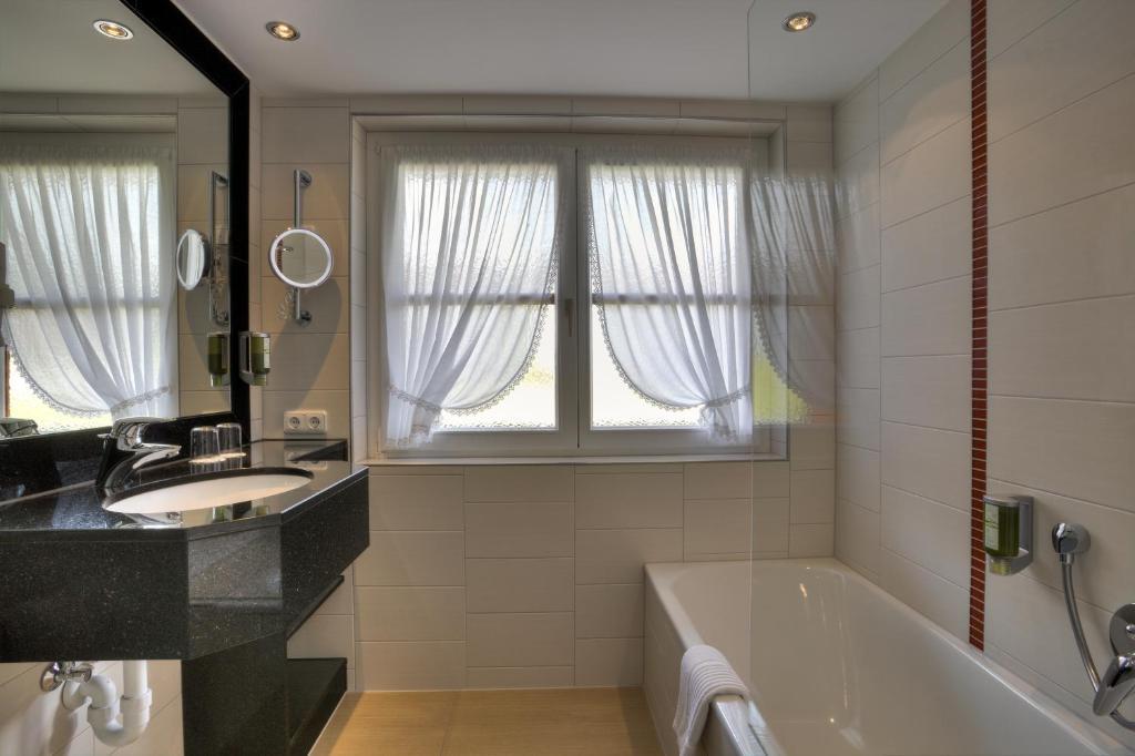 Hotel Gemma- Adults Only Hirschegg  객실 사진