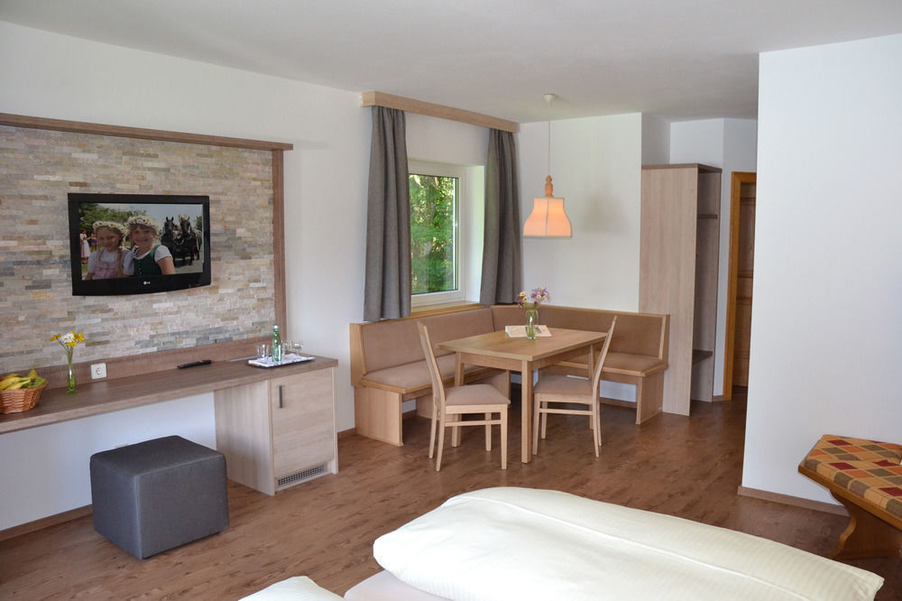 Hotel Gemma- Adults Only Hirschegg  외부 사진