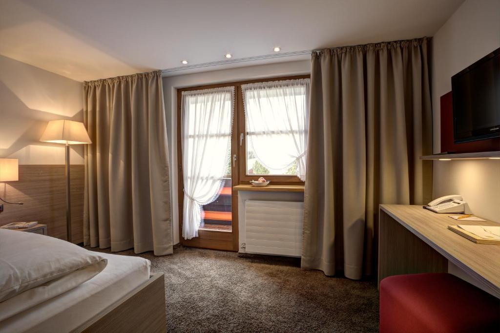 Hotel Gemma- Adults Only Hirschegg  객실 사진